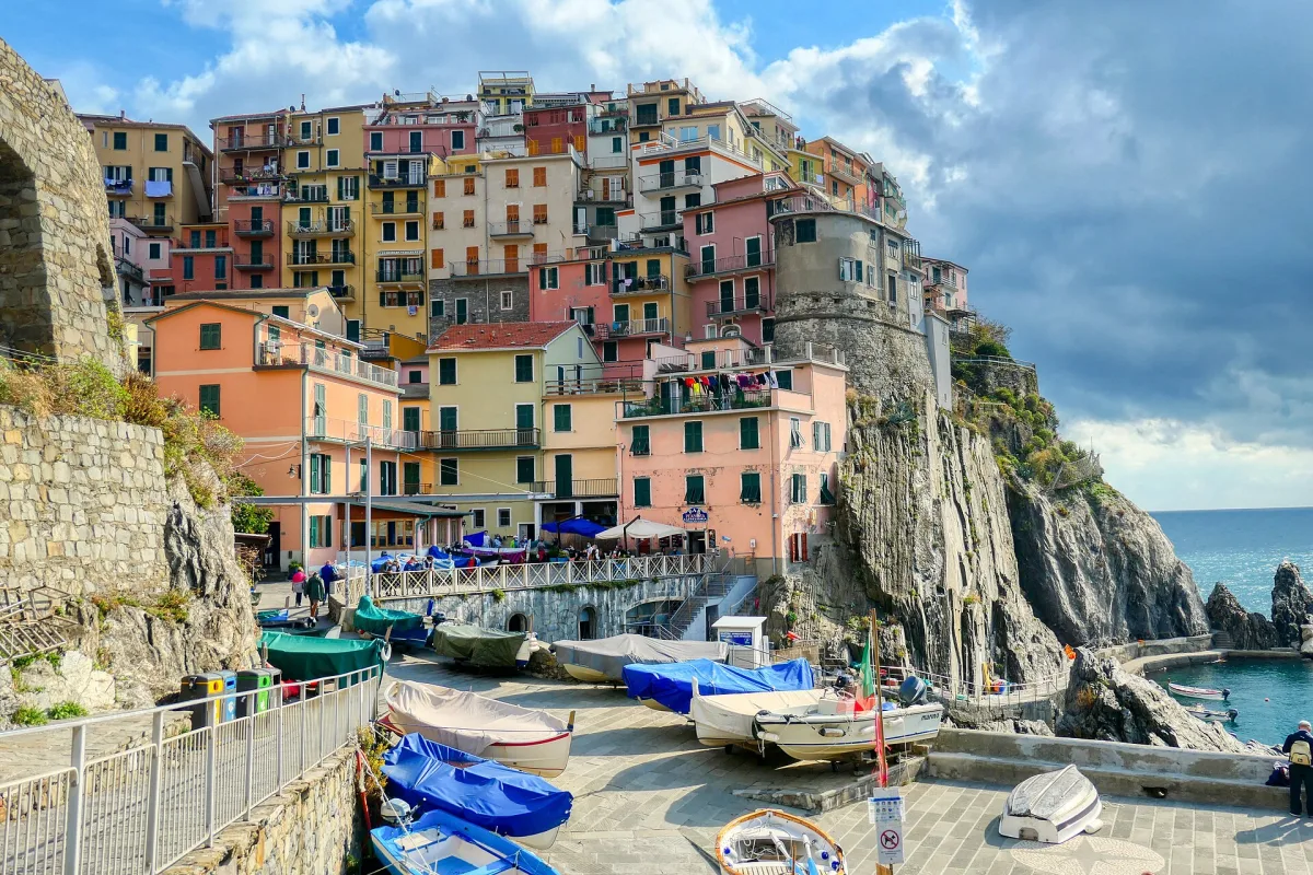 Camogli con Bambini: Una Guida Familiare alla Scoperta della Splendida Riviera Ligure