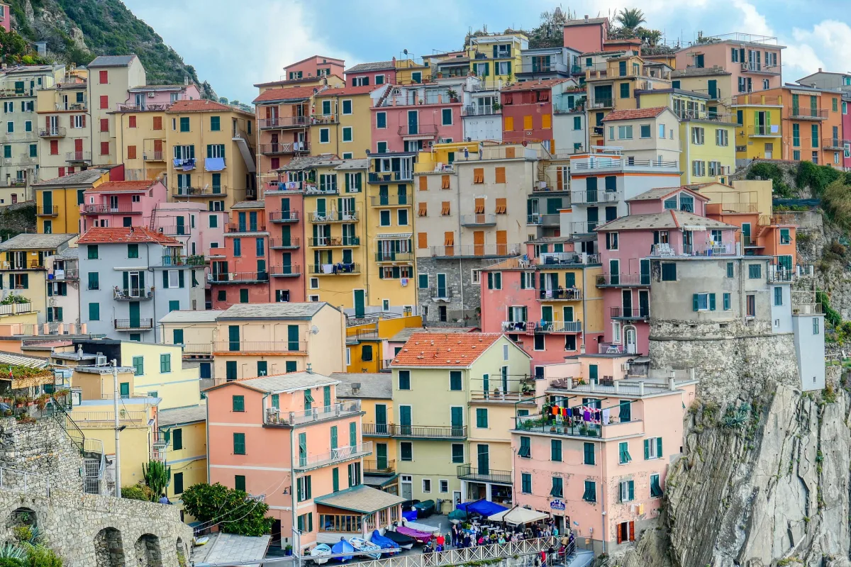 Come arrivare a Cinque Terre: distanze, treni, auto e aerei