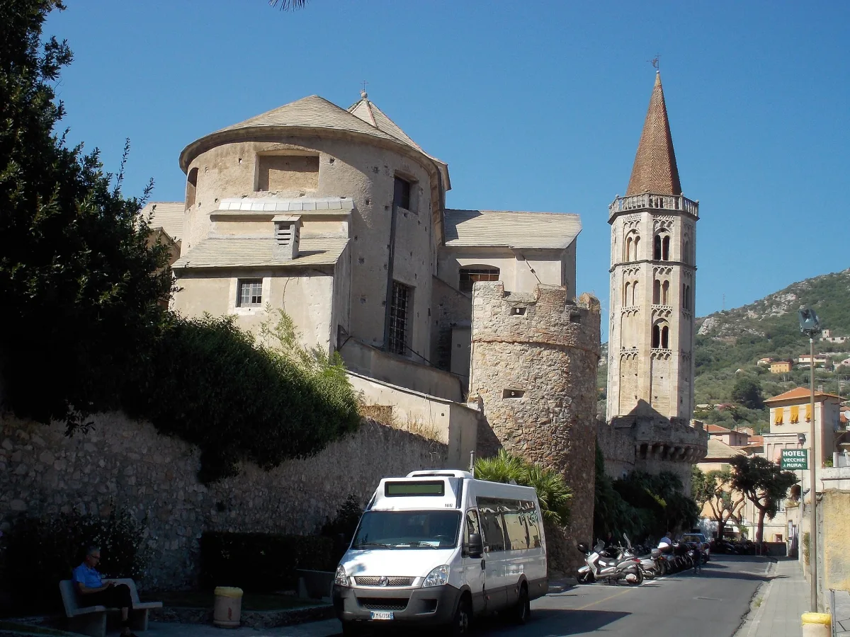 Cosa vedere a Finale Ligure: un viaggio tra storia e avventura
